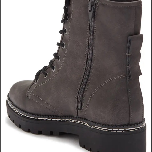 New!  XOXO Pascal Women's Combat Boots - Picture 3 of 5
